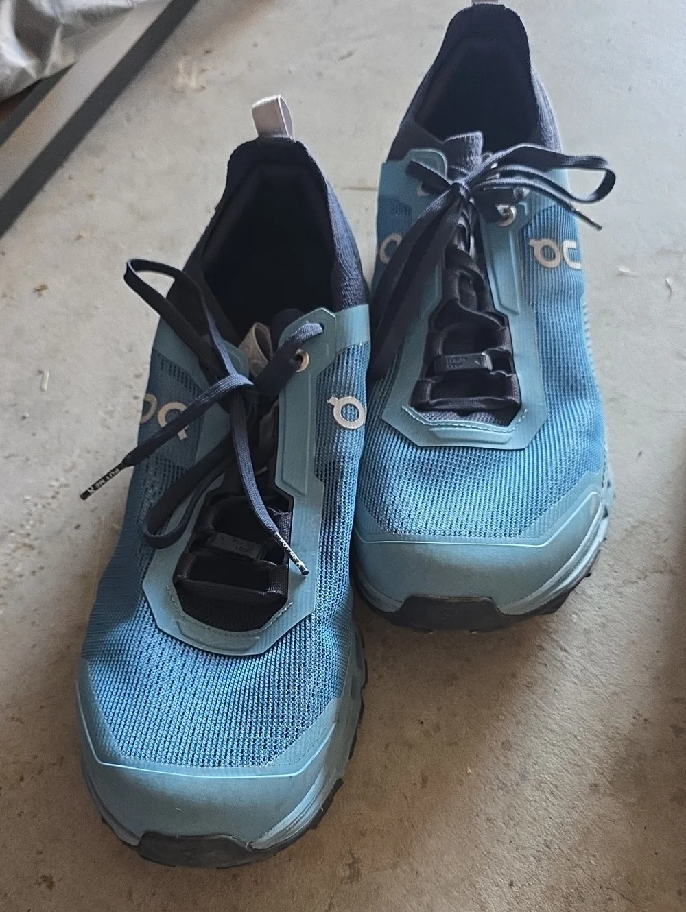 On Running Men’s Athletic Shoes in Blue